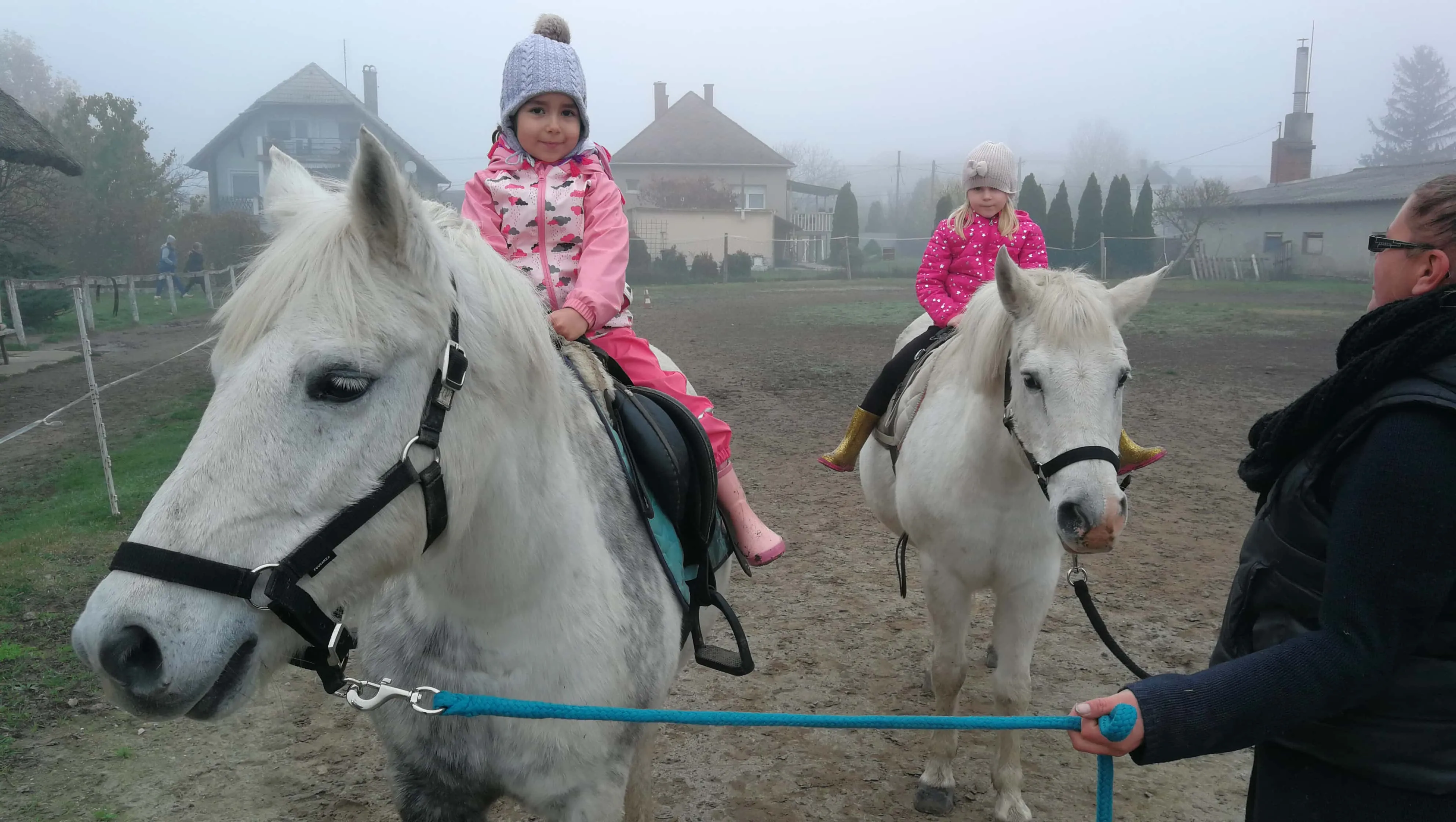 Lovaglás pónilovakon